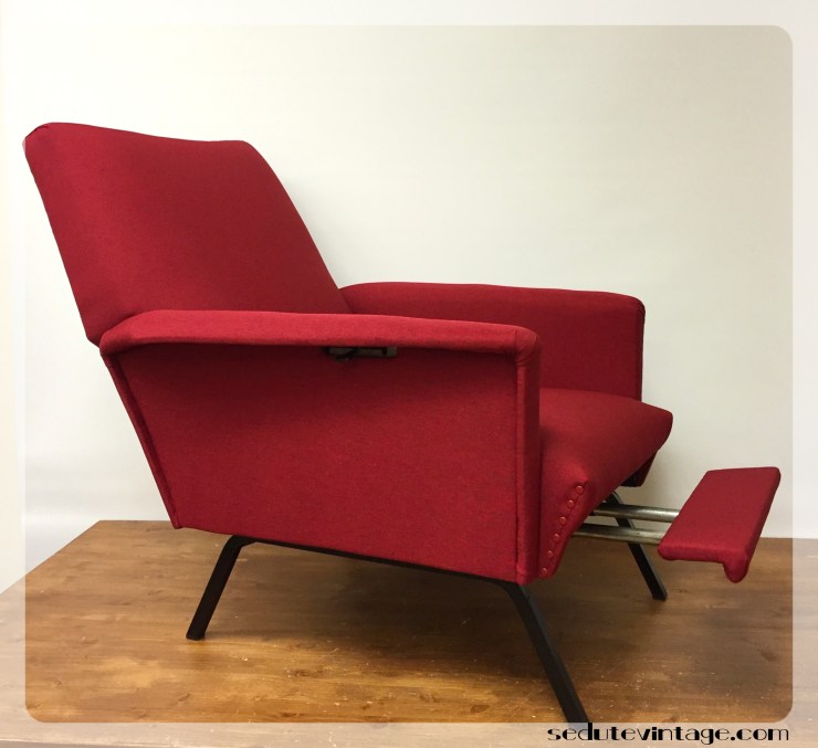 Poltrona reclinabile anni 70 con poggiapiedi - 1970s reclining armchair with footrest